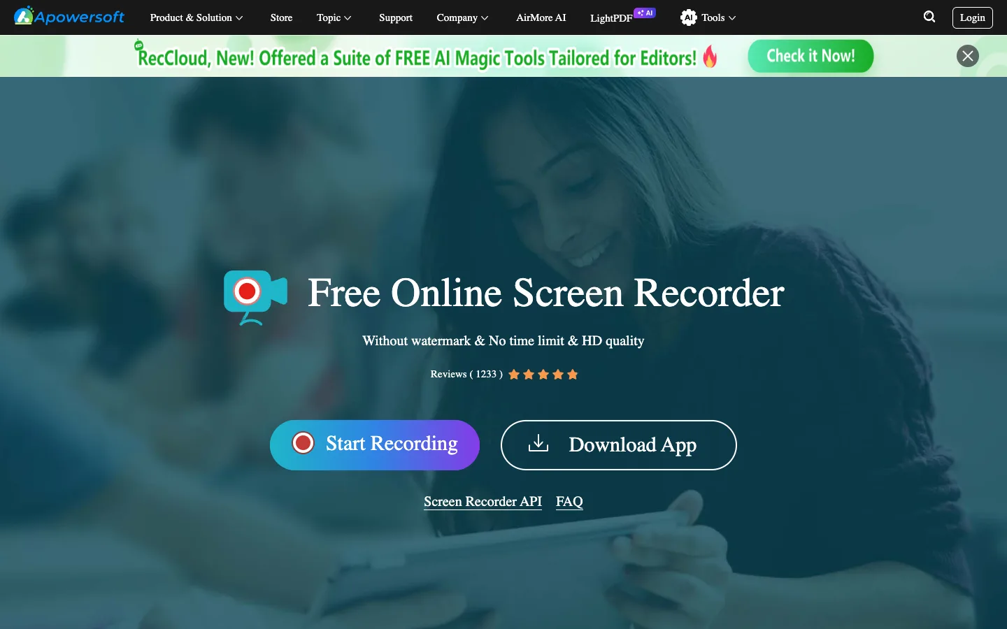 Apowersoft official free online screen recorder page showing recording and app download paths